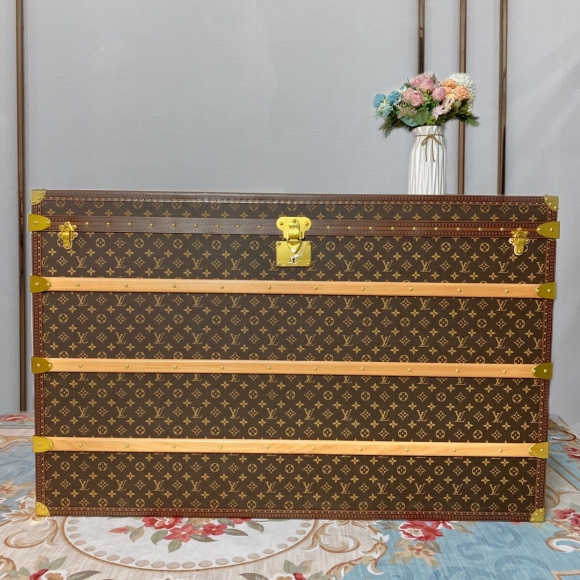 Draw-bar box