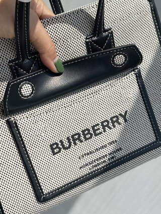 Burberry Burberry