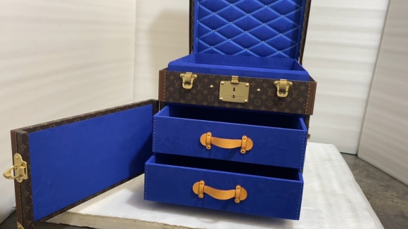 Draw-bar box
