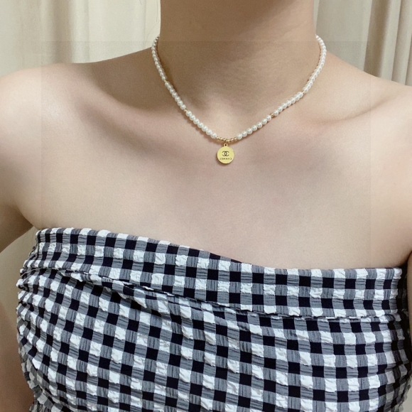Necklaces Necklaces
