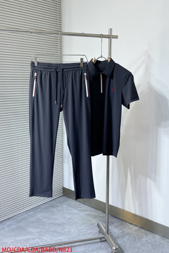 Leisure suit