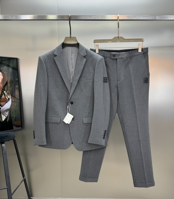 Suit Suit