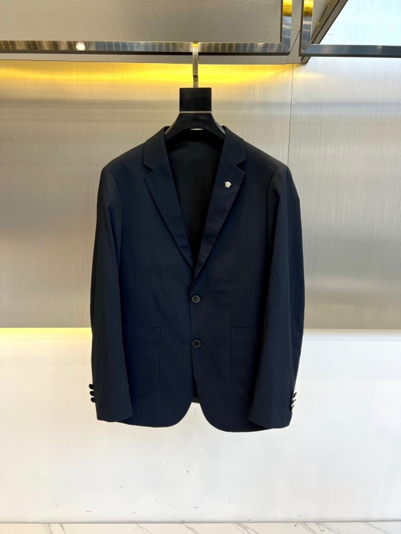 Suit Suit