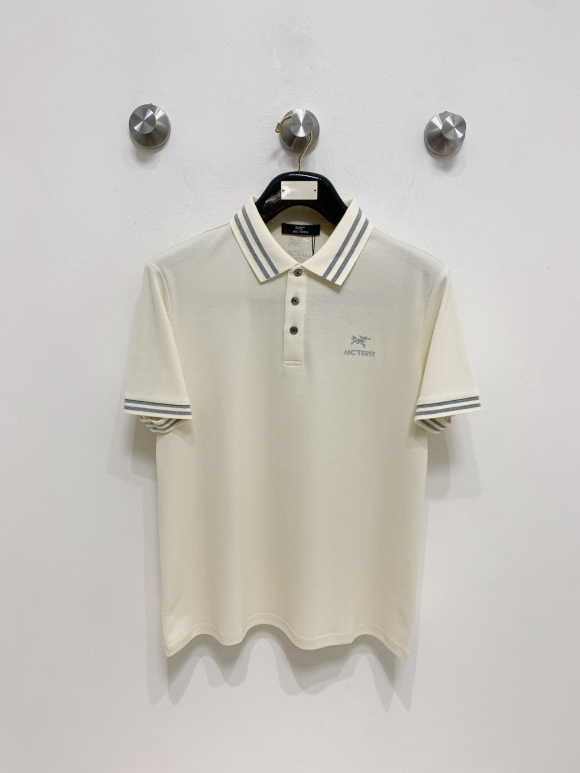 Polos