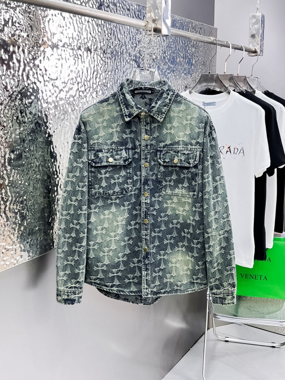 Coats & Jackets