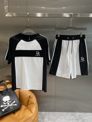 Leisure suit Leisure suit