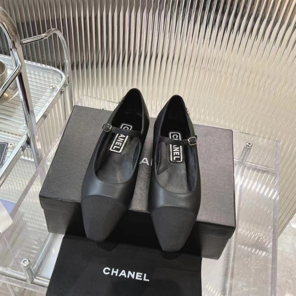 Womens shoes collection