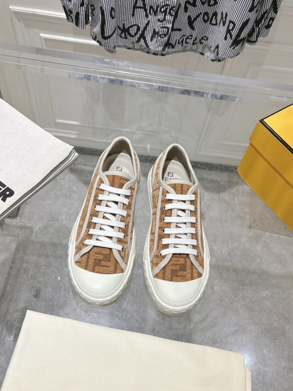 FendiSHOES