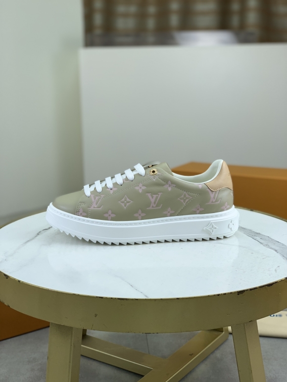 LVShoes