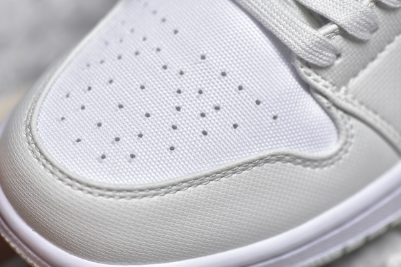 AirJordan1LowSHOES