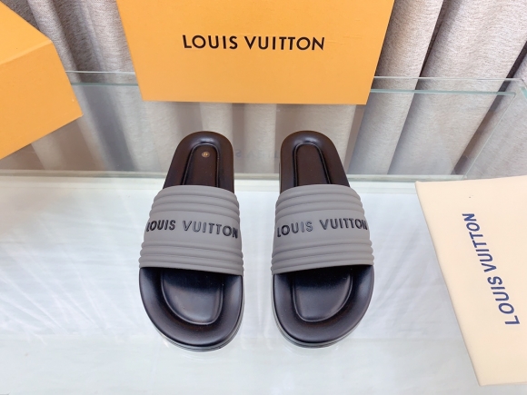 Slippers Slippers