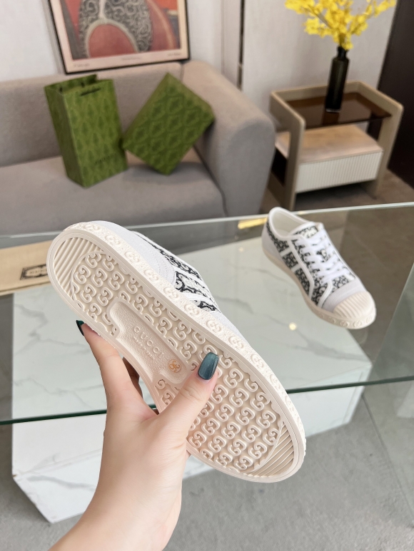 Womens shoes collection Womens shoes collection