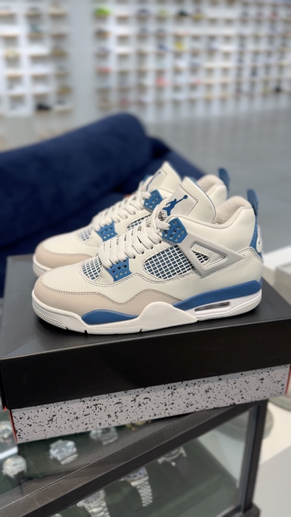 AirJordan4SHOES
