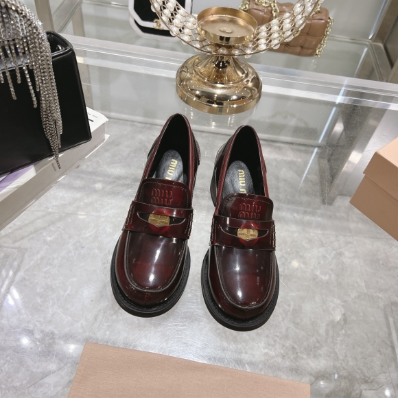 Womens shoes collection Womens shoes collection