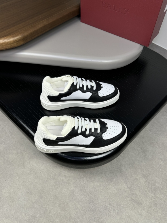 BallySHOES
