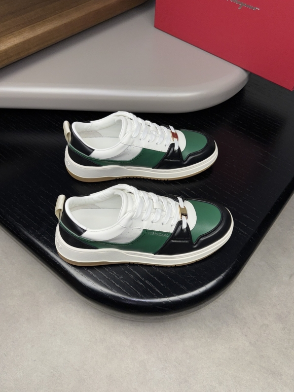 FerragamoSHOES