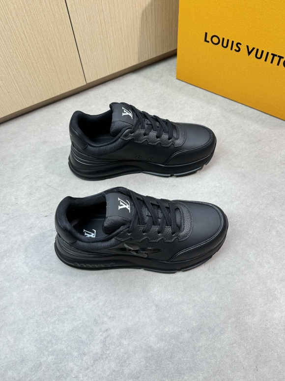 LVShoes