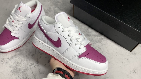 AirJordan1LowSHOES
