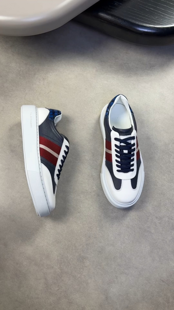 BallySHOES