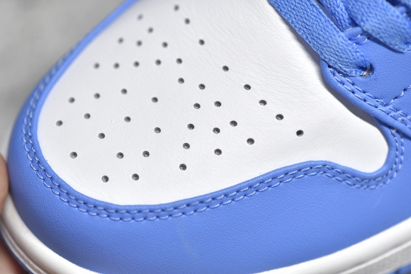 AirJordan1MidSHOES