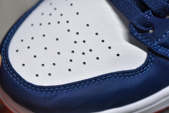 AirJordan1MidSHOES