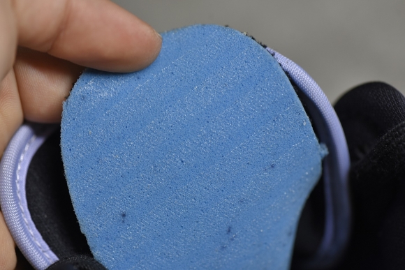 AirJordan1MidSHOES