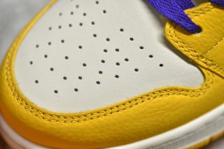 AirJordan1MidSHOES