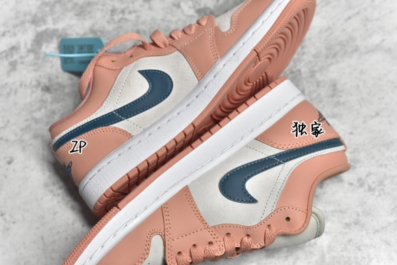 AirJordan1LowSHOES