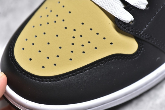 AirJordan1MidSHOES
