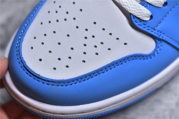 AirJordan1MidSHOES