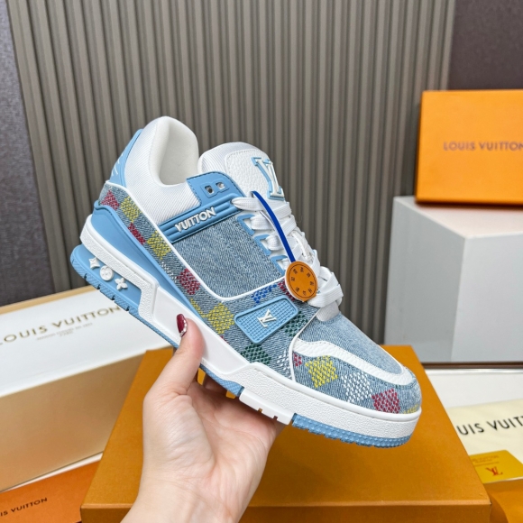 LVShoes