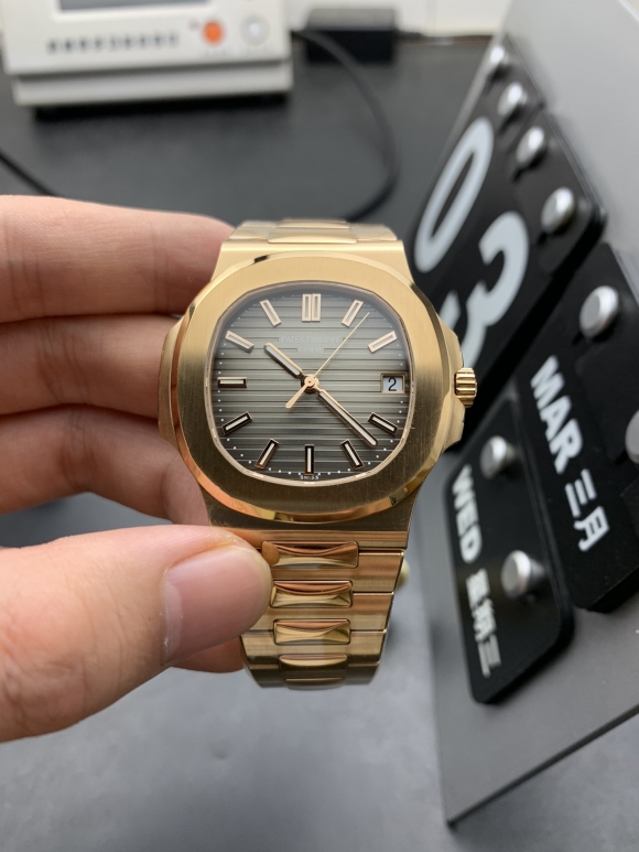 PATEK PHILIPPE