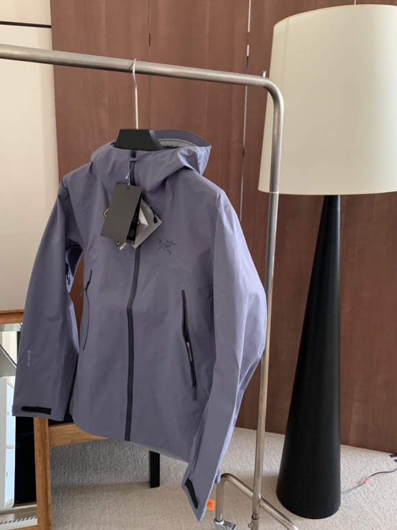 Coats & Jackets Coats & Jackets