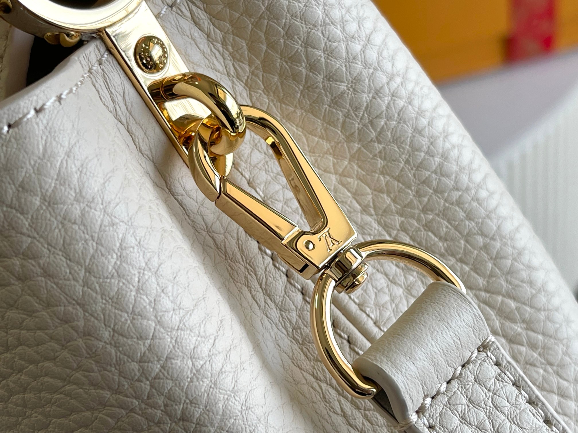 LV