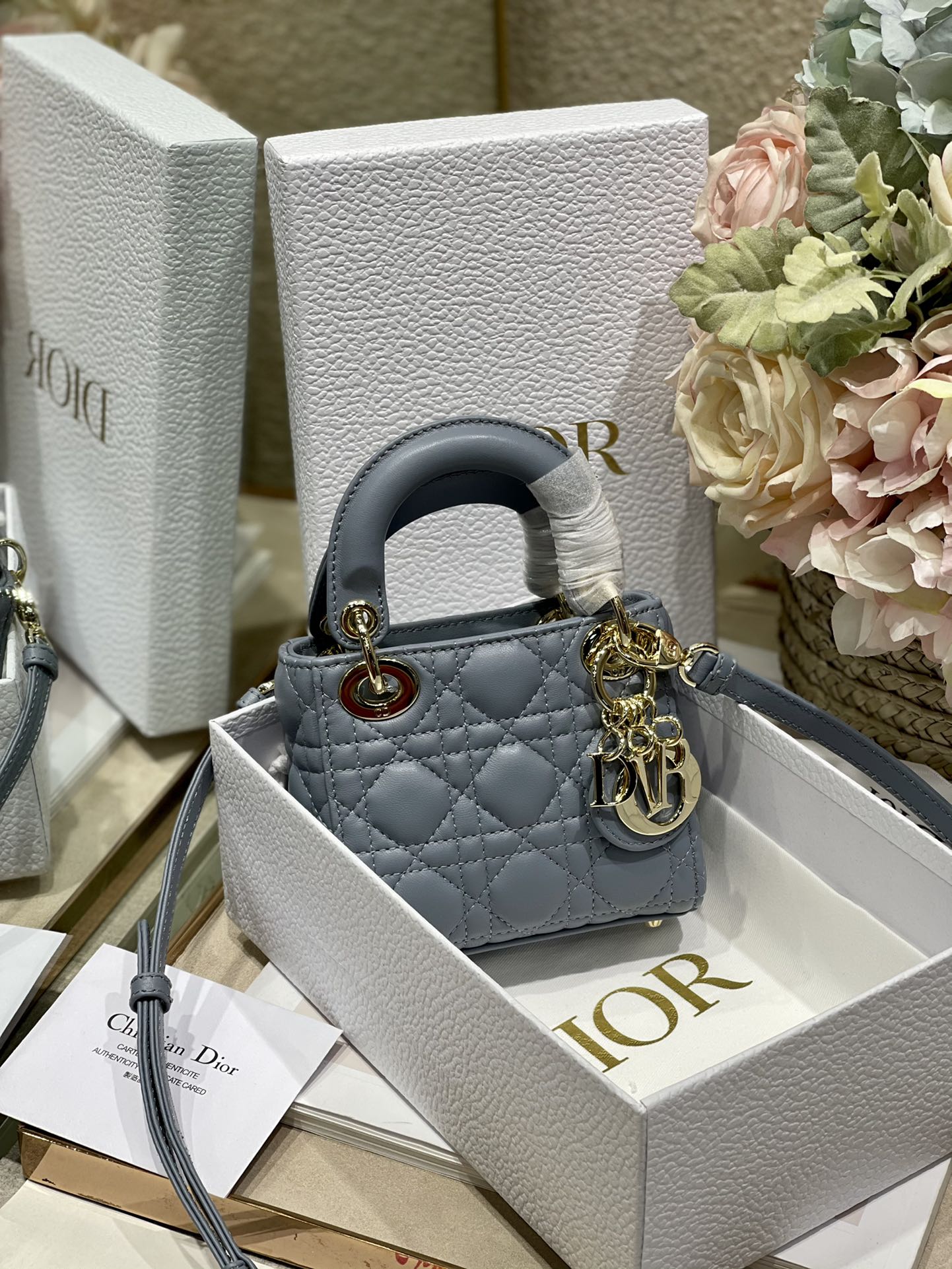 Dior