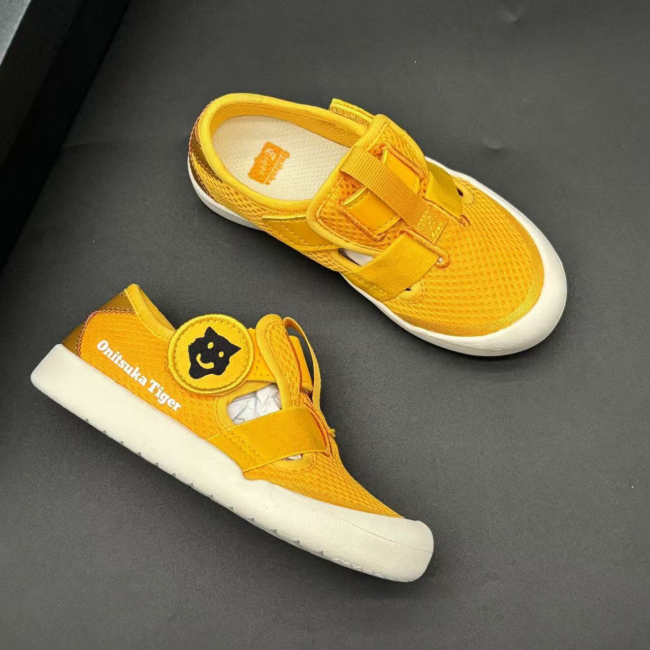 kids shoes