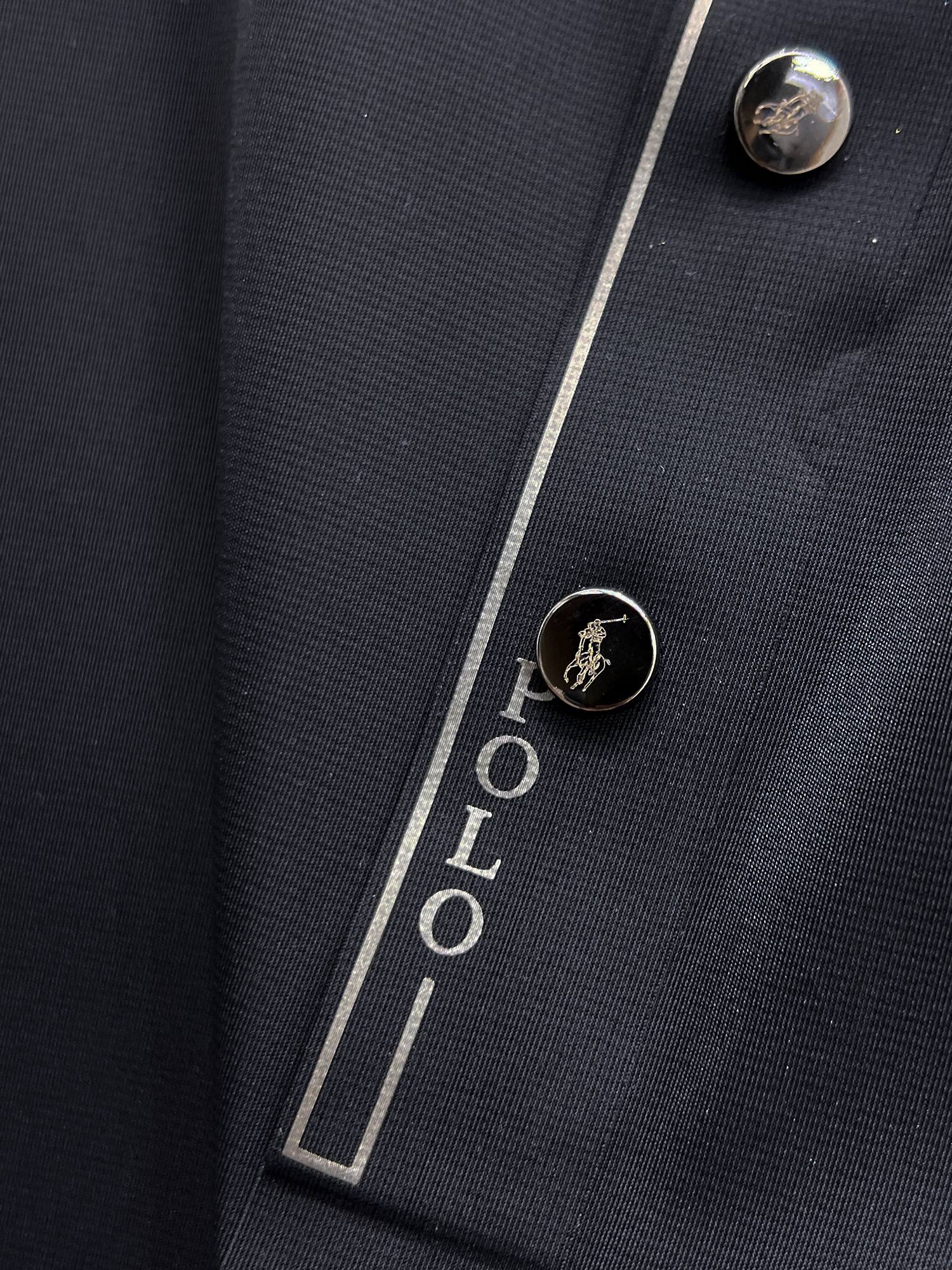 Polos
