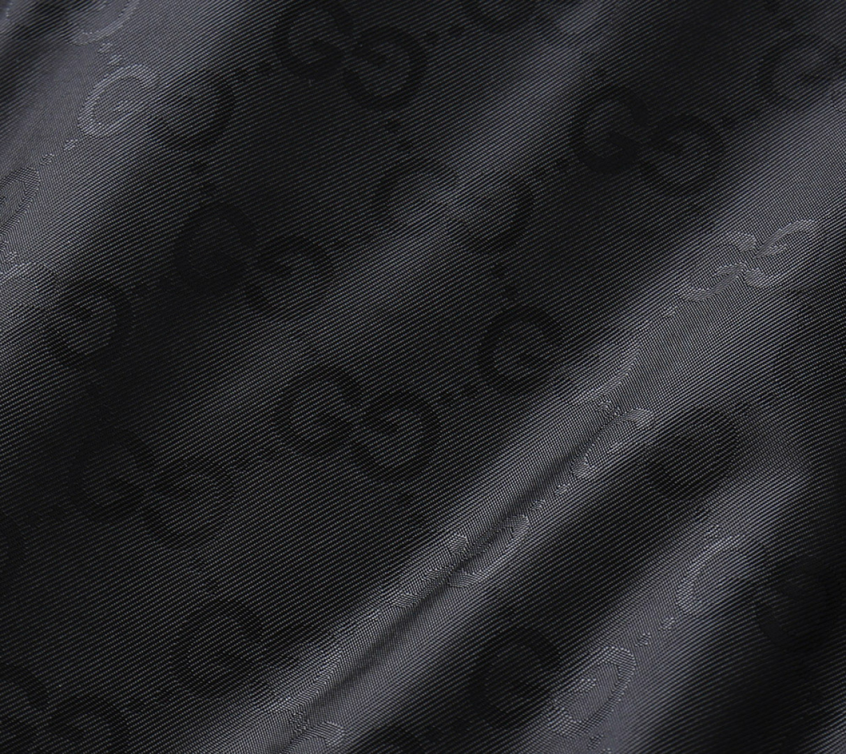 Hoodies & Sweatshirts