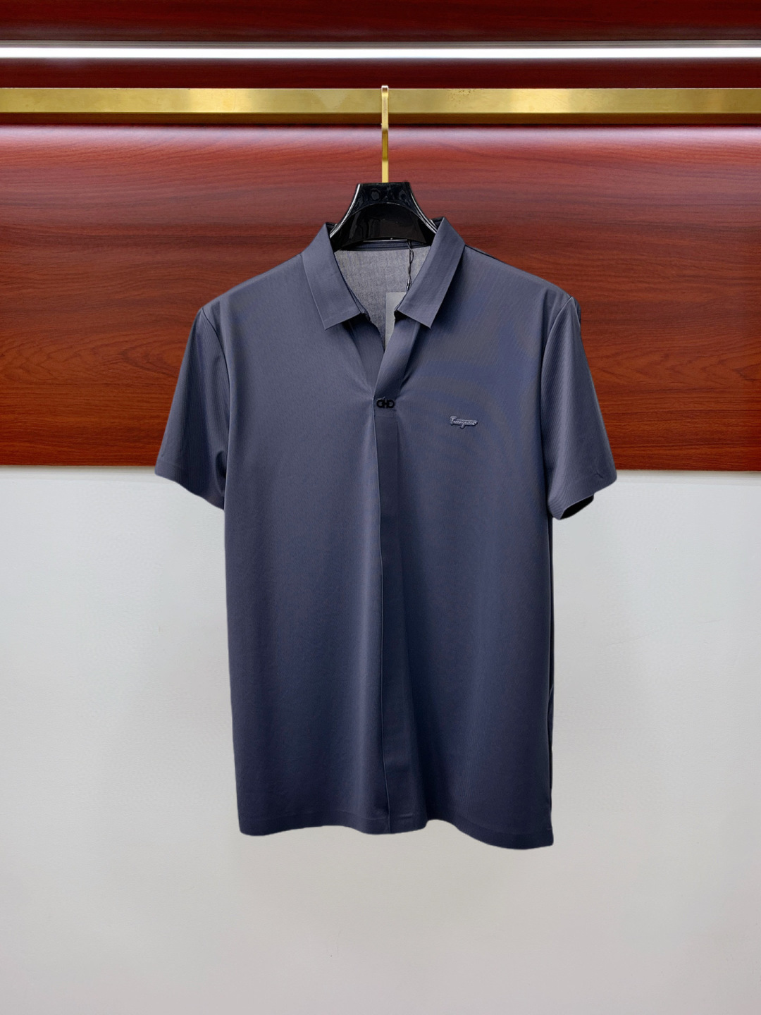 Polos