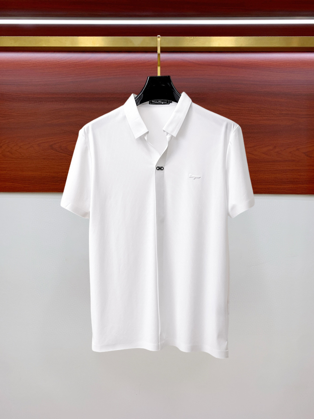 Polos