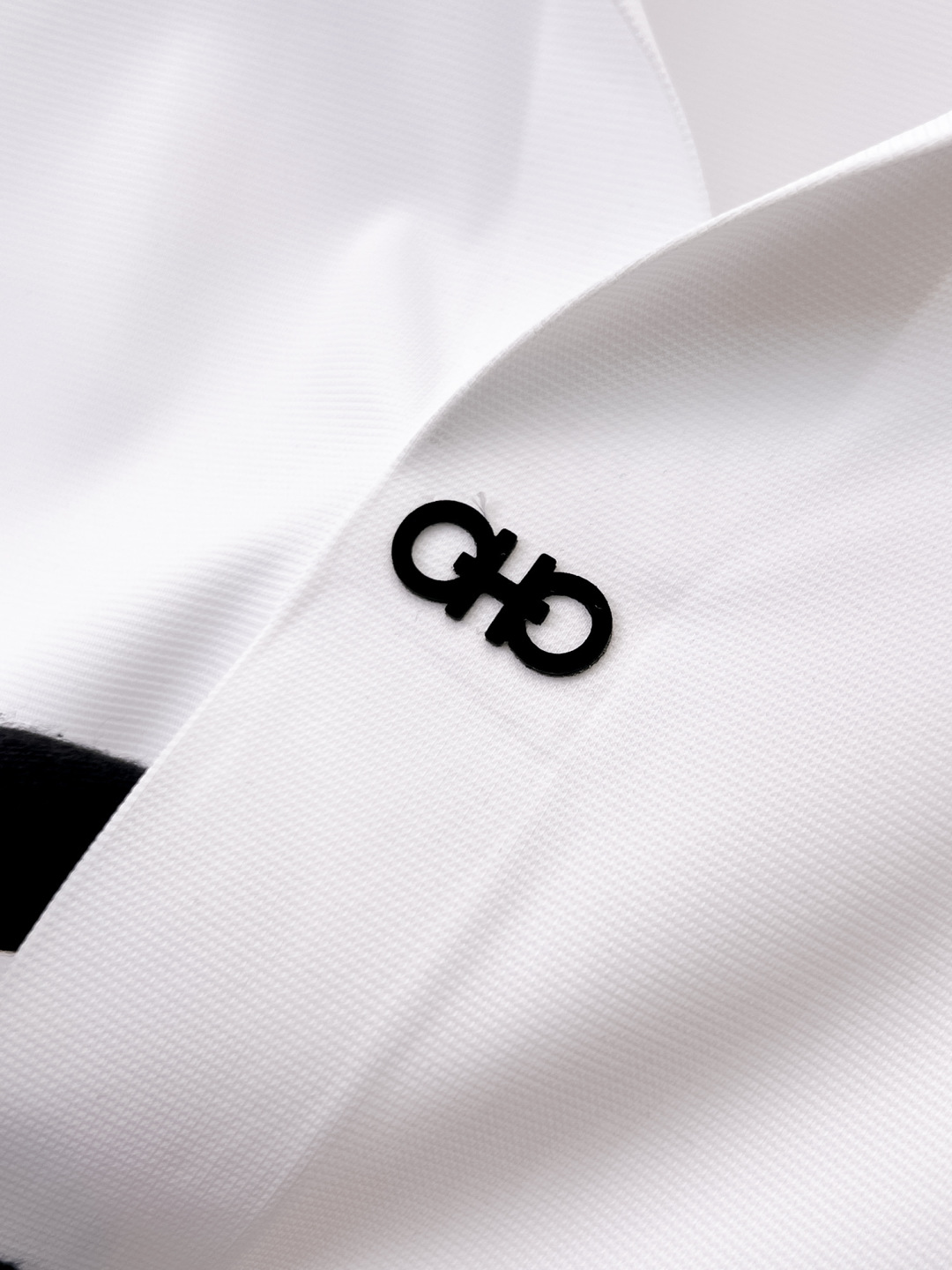 Polos