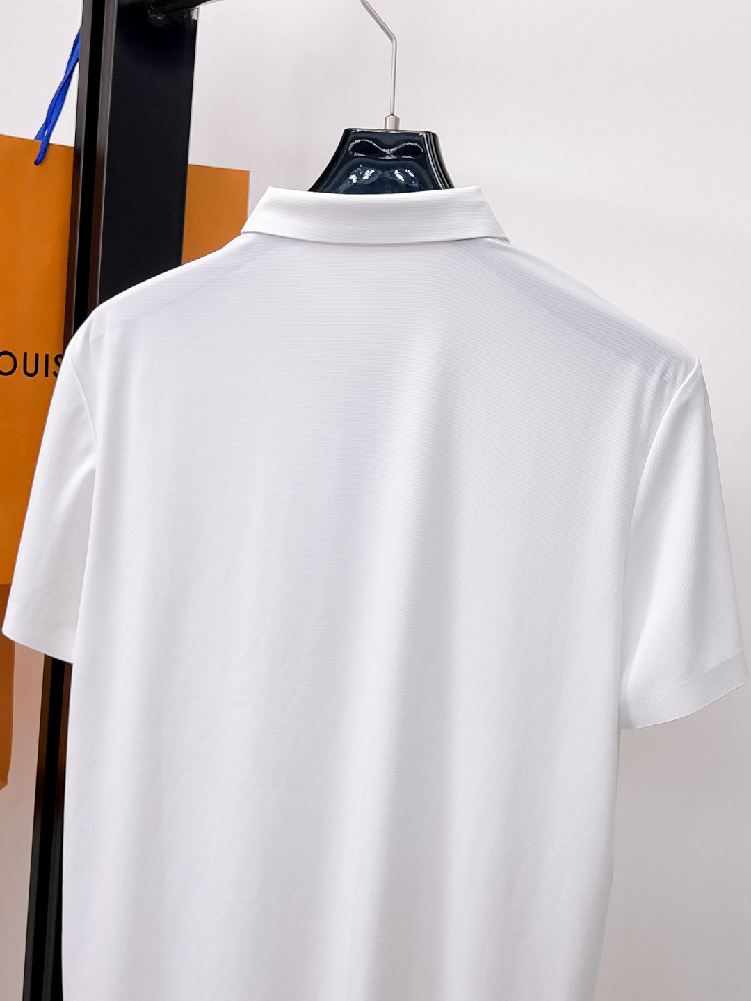 Polos