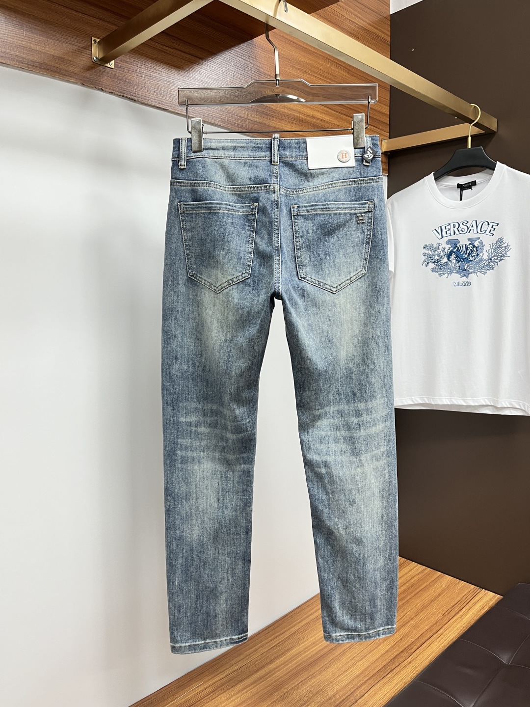 jeans