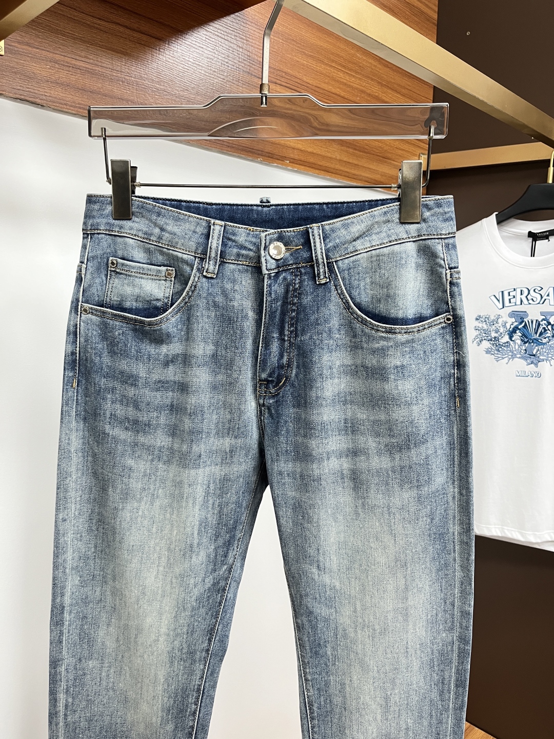 jeans