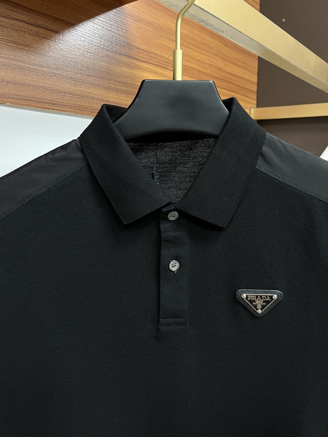 Polos