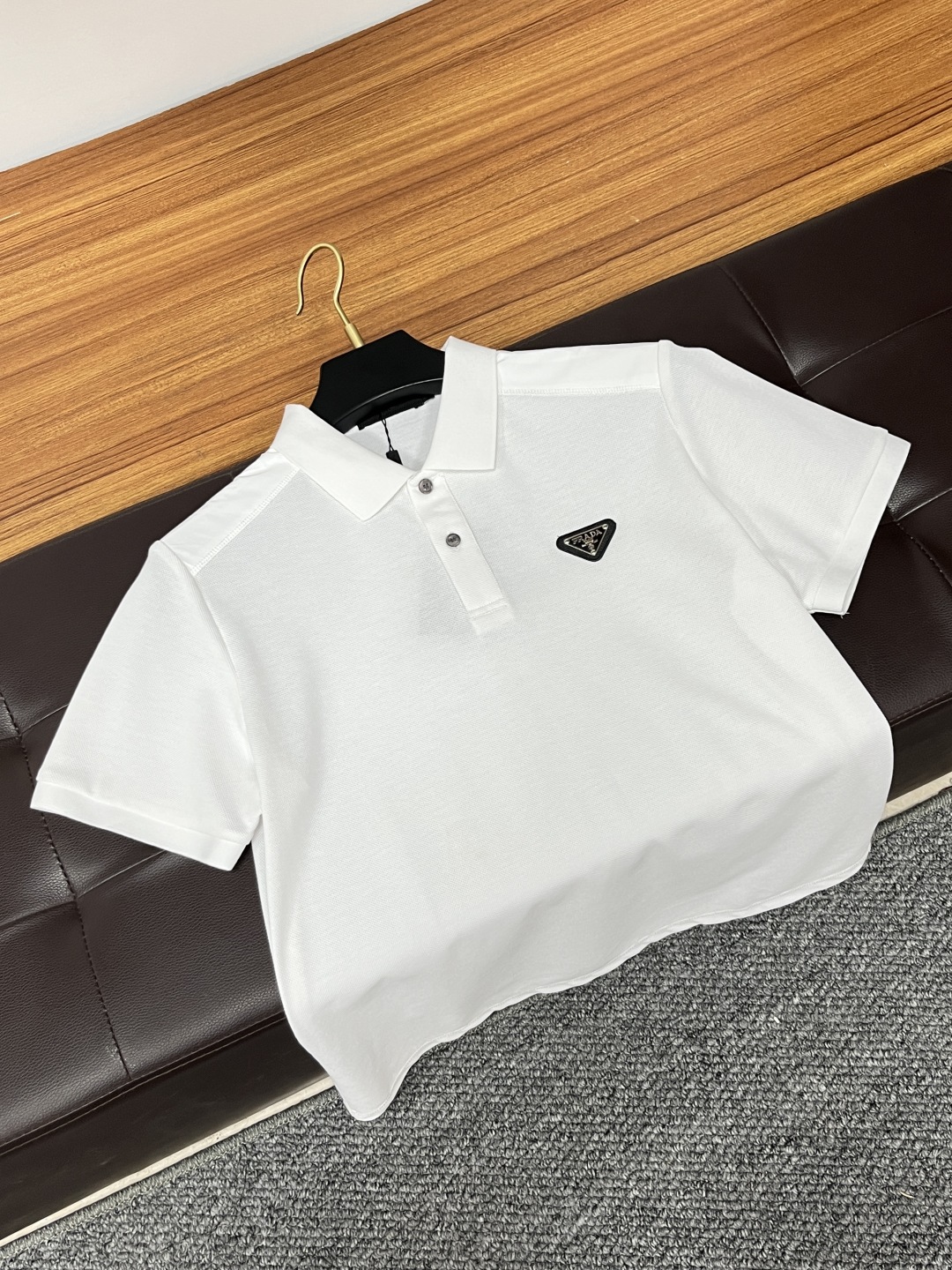 Polos