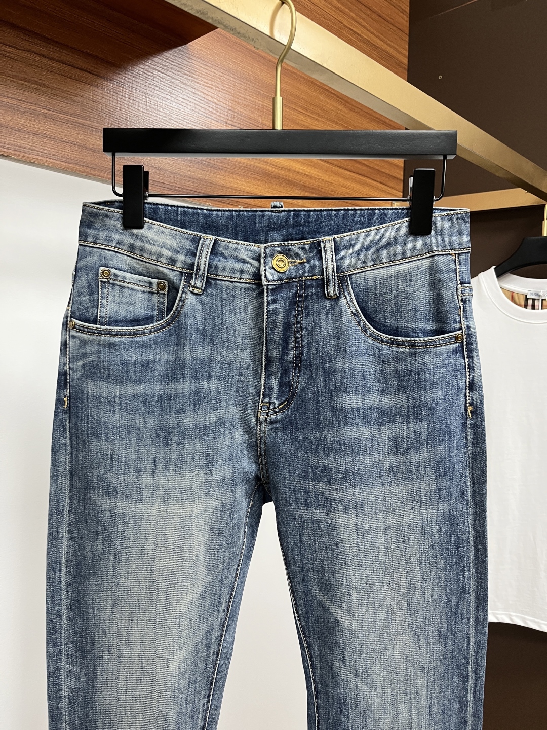 jeans