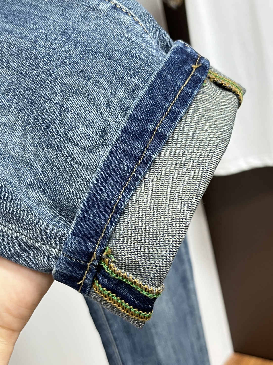 jeans