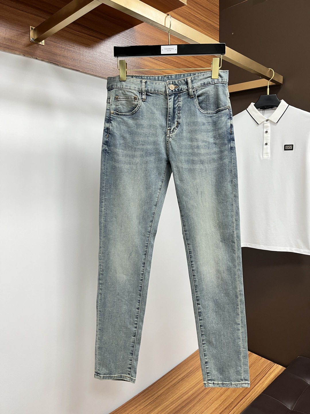 jeans