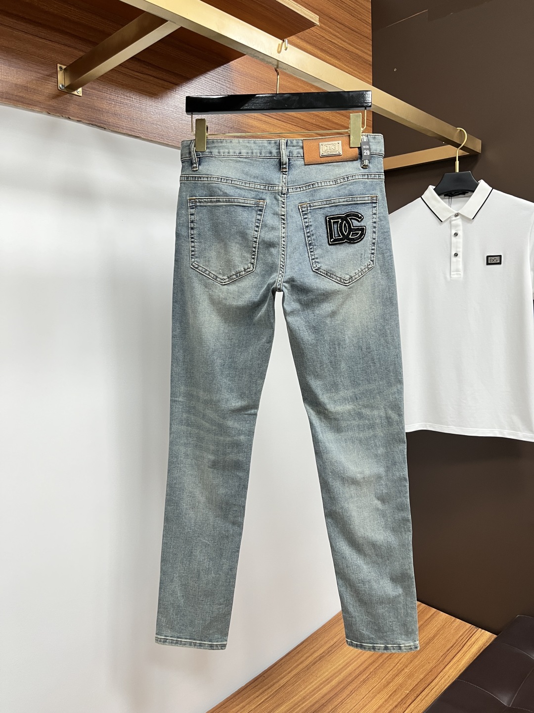 jeans